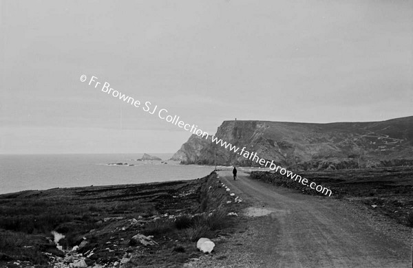 GLEN HEAD FROM MALIMORE ROAD